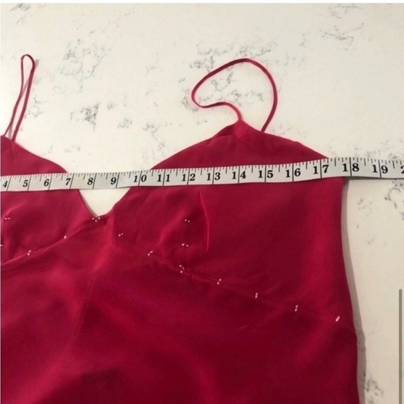 MAX STUDIO spaghetti strap V-neck top - Picture 8 of 16